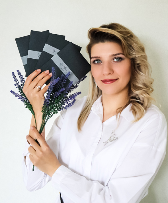 Мария с сертификатами